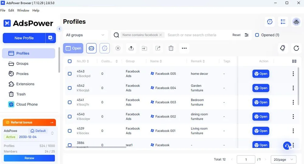 AdsPower Browser 的环境列表:每个客户广告账户一个浏览器环境,分组管理,从同一个窗口打开。